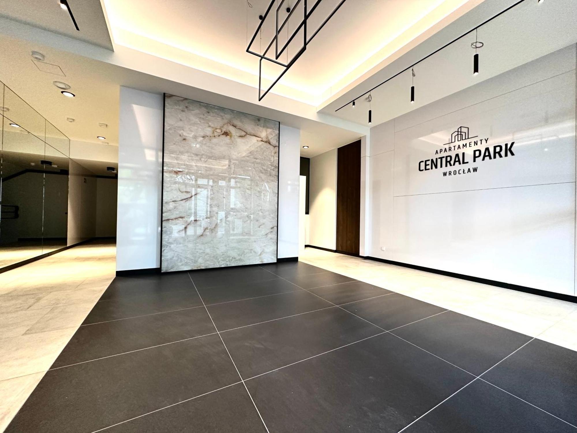 Mieszczanska 10 Apartment - Central Park - Parking&Lift - Wroclaw — Photos 1